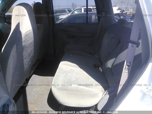 1FMPU16L3YLC00399 - 2000 FORD EXPEDITION XLT თეთრი ფოტო 8