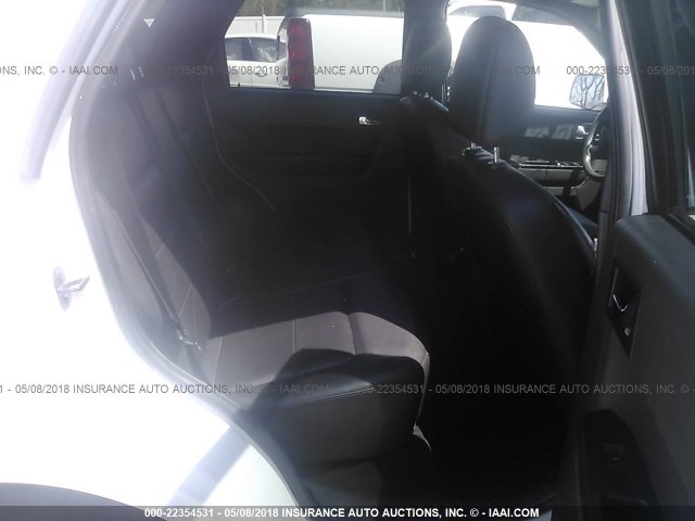 1FMCU04198KE61407 - 2008 FORD ESCAPE LIMITED WHITE photo 8