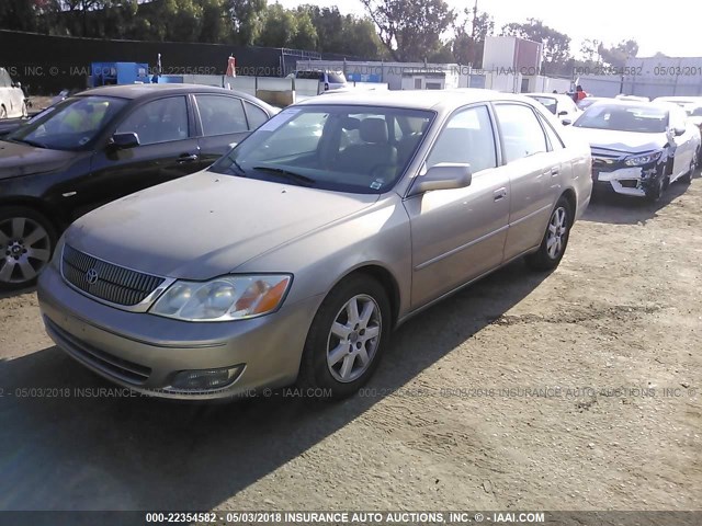 4T1BF28B01U123375 - 2001 TOYOTA AVALON XL/XLS GOLD photo 2