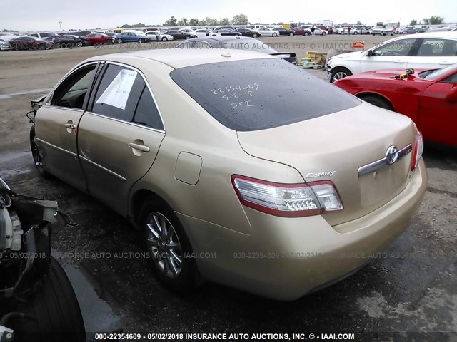 4T1BB3EK4AU121943 - 2010 TOYOTA CAMRY HYBRID GOLD photo 3