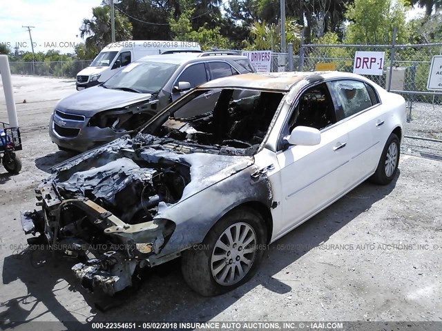 1G4HP57206U152019 - 2006 BUICK LUCERNE CX WHITE photo 2