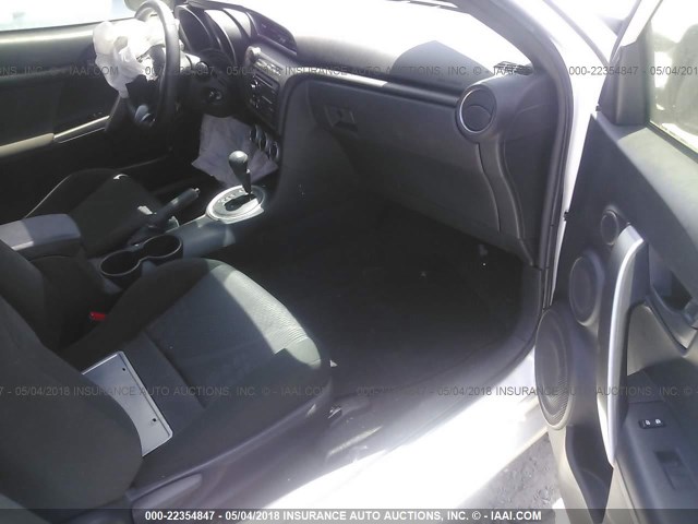 JTKJF5C70D3054176 - 2013 TOYOTA SCION TC WHITE photo 5