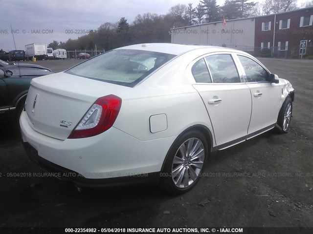 1LNHL9FTXDG603661 - 2013 LINCOLN MKS WHITE photo 4
