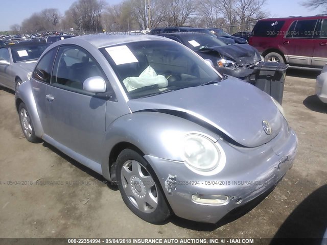 3VWBB61C8WM030476 - 1998 VOLKSWAGEN NEW BEETLE ვერცხლისფერი ფოტო 1