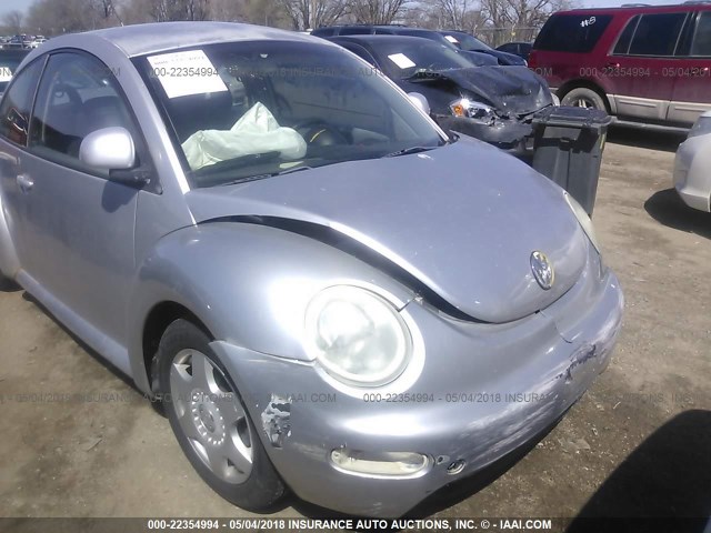 3VWBB61C8WM030476 - 1998 VOLKSWAGEN NEW BEETLE ვერცხლისფერი ფოტო 6