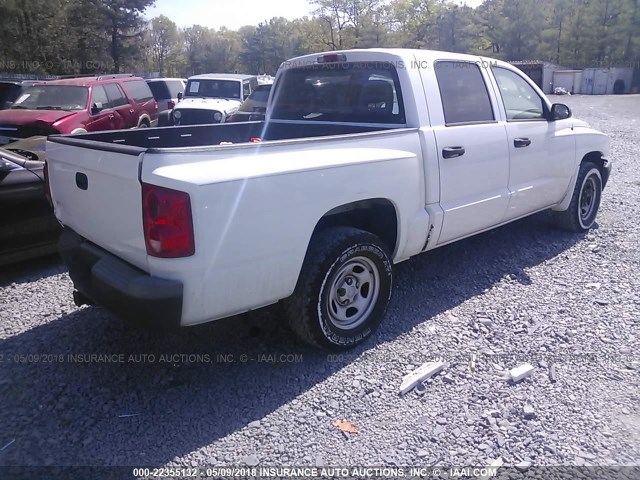 1D7HE28KX6S611064 - 2006 DODGE DAKOTA QUAD/ST WHITE photo 4