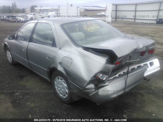 JT2BG22K3W0217235 - 1998 TOYOTA CAMRY CE/LE/XLE ყავისფერი ფოტო 3