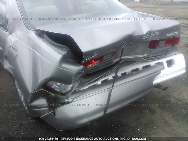 JT2BG22K3W0217235 - 1998 TOYOTA CAMRY CE/LE/XLE ყავისფერი ფოტო 6