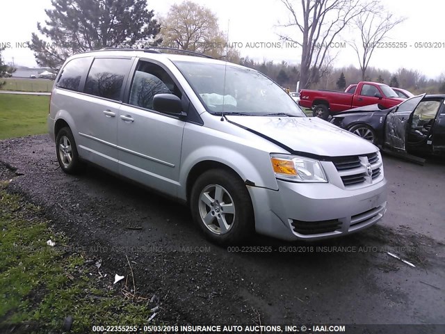 2D4RN3D10AR427248 - 2010 DODGE GRAND CARAVAN HERO SILVER photo 1