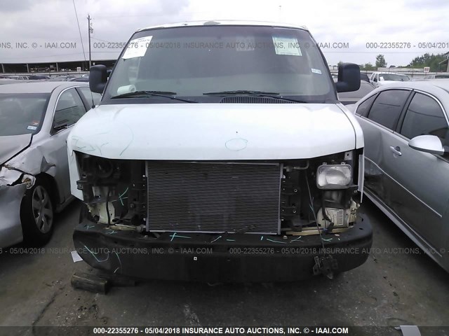 1GCGG25CX91175727 - 2009 CHEVROLET EXPRESS G2500  WHITE photo 6