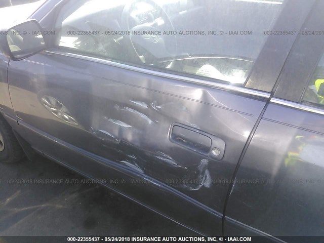 4T1BF28K0WU929384 - 1998 TOYOTA CAMRY CE/LE/XLE GRAY photo 6