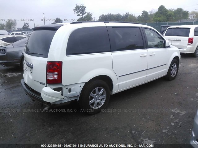 2A4RR5D10AR240048 - 2010 CHRYSLER TOWN & COUNTRY TOURING WHITE photo 4