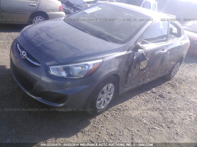 KMHCT4AE6HU273577 - 2017 HYUNDAI ACCENT SE GRAY photo 2