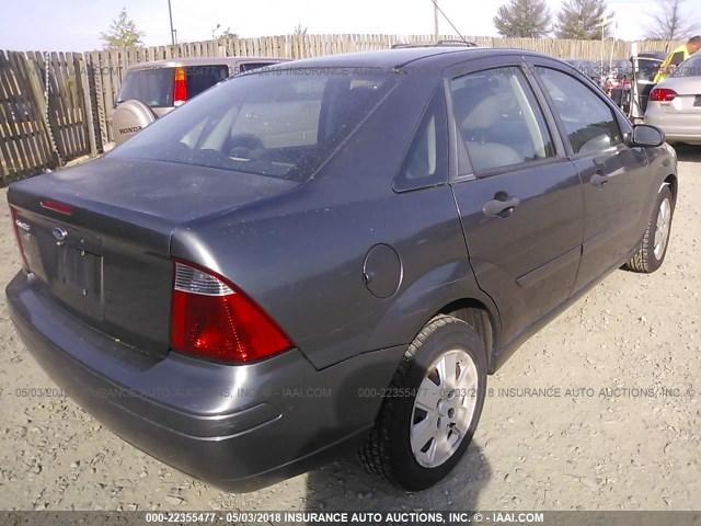 1FAFP34N37W320150 - 2007 FORD FOCUS ZX4/S/SE/SES 灰色 照片 4