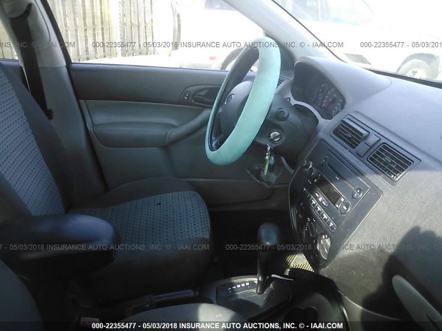 1FAFP34N37W320150 - 2007 FORD FOCUS ZX4/S/SE/SES 灰色 照片 5