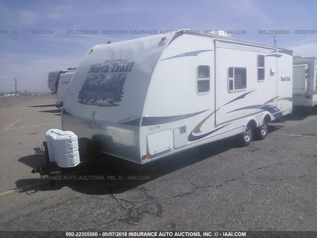 5SFNB2822BE216176 - 2011 HEARTLAND NTRAL24RBS  白色 照片 2