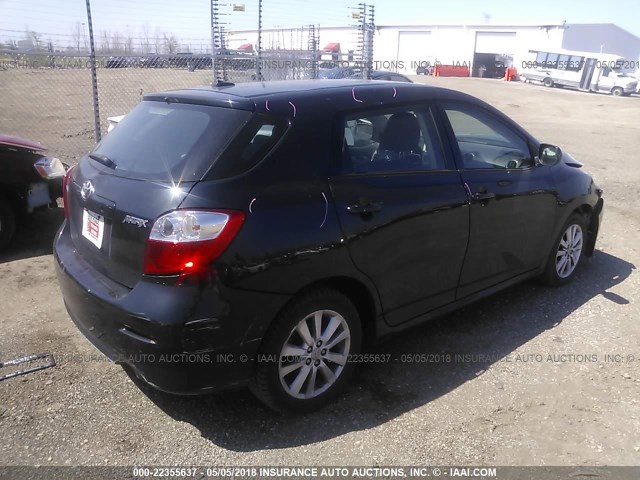 2T1KU40EX9C090583 - 2009 TOYOTA COROLLA MATRIX  BLACK photo 4