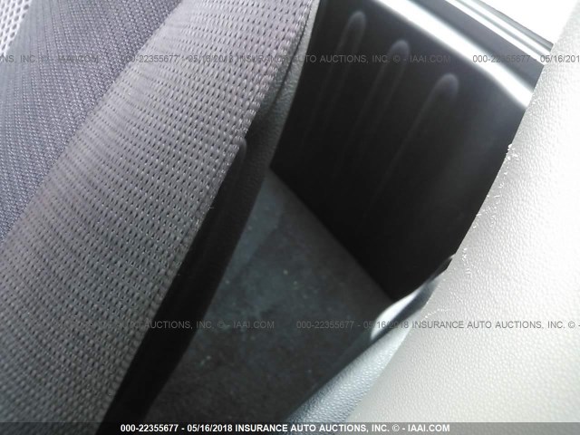 WMEEJ3BA7DK631379 - 2013 SMART FORTWO PURE/PASSION RED photo 8