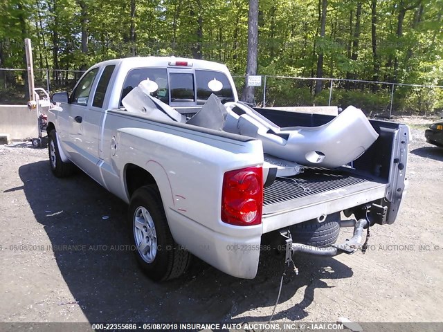 1D7HE42K47S107633 - 2007 DODGE DAKOTA SLT SILVER photo 3