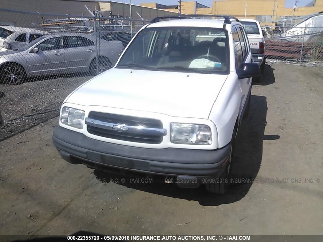 2CNBJ13C626914535 - 2002 CHEVROLET TRACKER WHITE photo 6