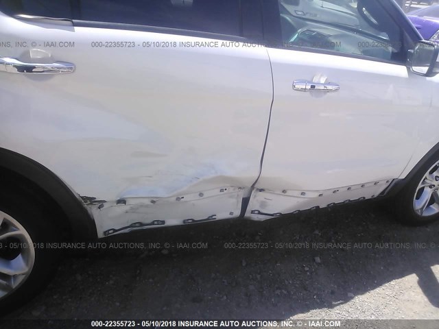 1FMHK7F83CGA86589 - 2012 FORD EXPLORER LIMITED 白色 照片 6