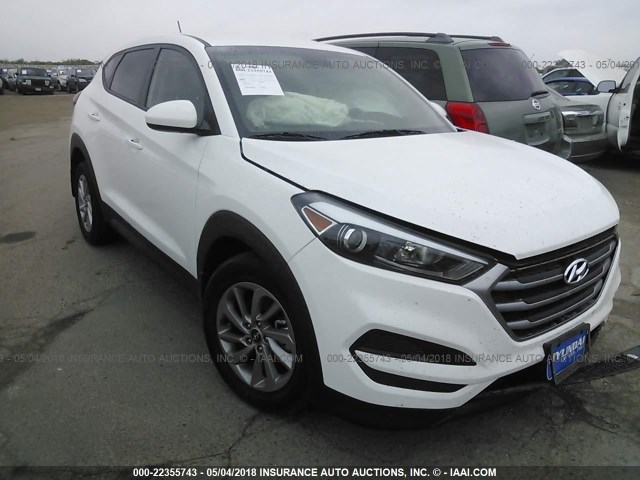 KM8J23A48HU569356 - 2017 HYUNDAI TUCSON SE WHITE photo 1