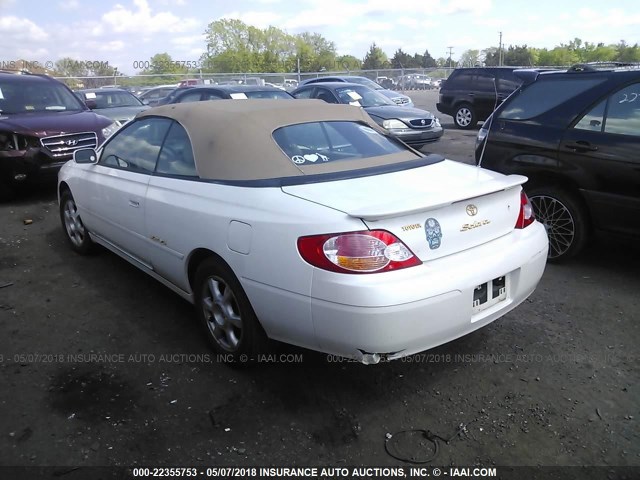 2T1FF28P22C593505 - 2002 TOYOTA CAMRY SOLARA SE/SLE WHITE photo 3