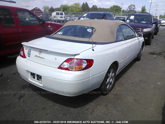 2T1FF28P22C593505 - 2002 TOYOTA CAMRY SOLARA SE/SLE WHITE photo 4