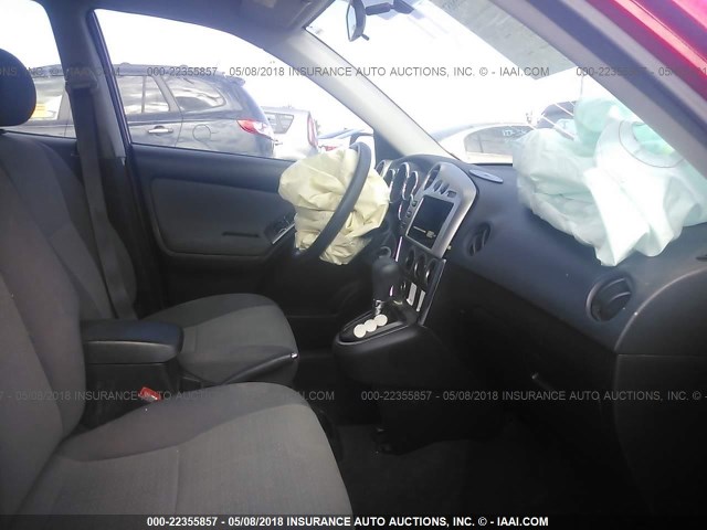 2T1KR32E54C224742 - 2004 TOYOTA COROLLA MATRIX XR RED photo 5