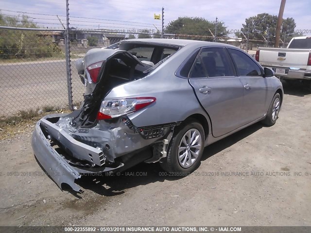 4T4BF1FK4GR530787 - 2016 TOYOTA CAMRY LE/XLE/SE/XSE 灰色 照片 4