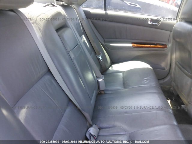 JTDBF30K920040347 - 2002 TOYOTA CAMRY LE/XLE/SE BLACK photo 8