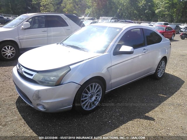 1FAHP33N19W133213 - 2009 FORD FOCUS SES SILVER photo 2