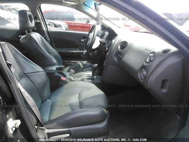 2G2WS522241325389 - 2004 PONTIAC GRAND PRIX GT2 შავი ფოტო 5