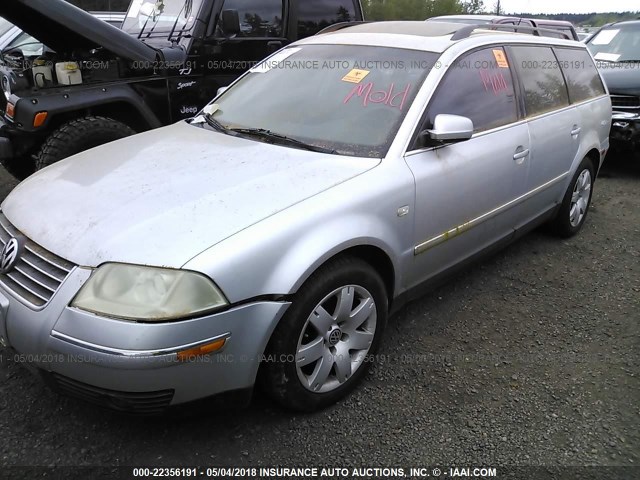 WVWWH63B62E418930 - 2002 VOLKSWAGEN PASSAT GLX 银色 照片 2