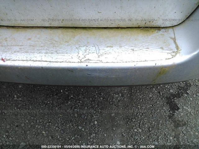 WVWWH63B62E418930 - 2002 VOLKSWAGEN PASSAT GLX 银色 照片 6