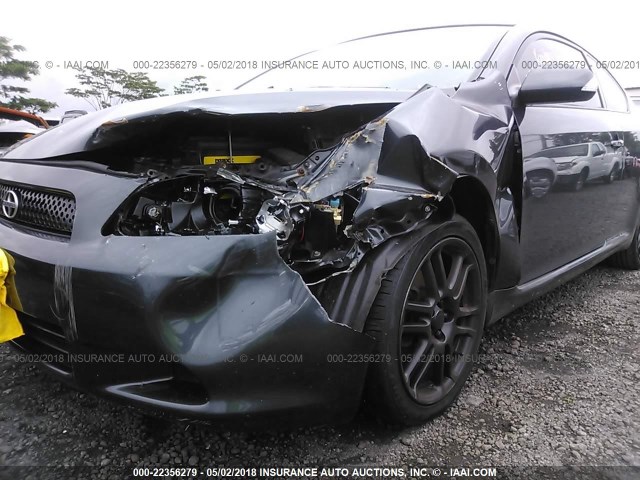 JTKDE167X80218075 - 2008 TOYOTA SCION TC 灰色 照片 6