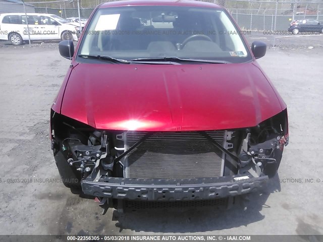 2D8HN44H88R791327 - 2008 DODGE GRAND CARAVAN SE RED photo 6