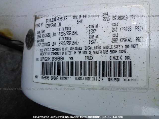 1B7HG2AN11S306800 - 2001 DODGE DAKOTA QUAD WHITE photo 9