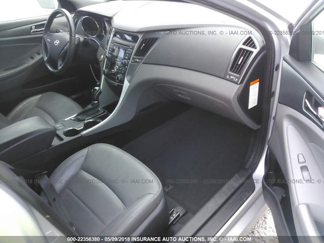 KMHEC4A41CA022475 - 2012 HYUNDAI SONATA HYBRID SILVER photo 5