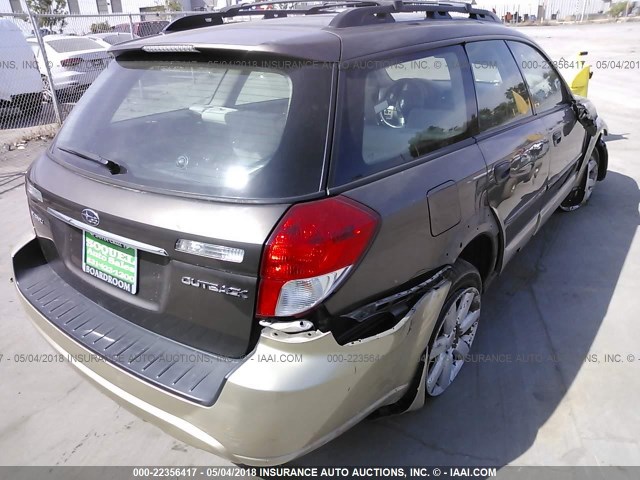 4S4BP61C287342838 - 2008 SUBARU OUTBACK 2.5I BROWN photo 4