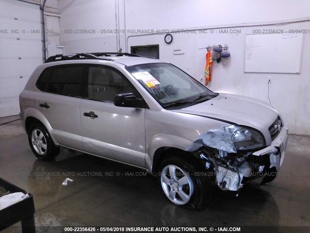 KM8JM12B35U120805 - 2005 HYUNDAI TUCSON GL SILVER photo 1