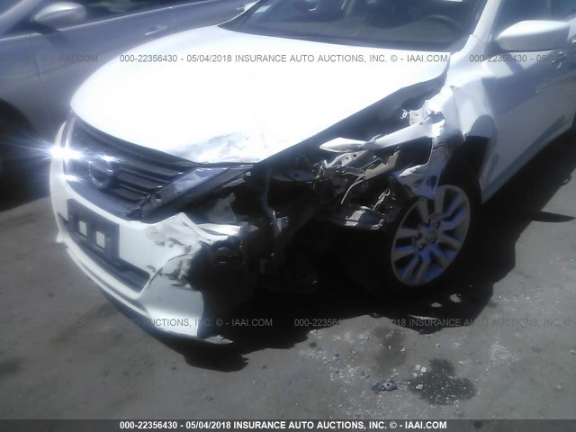 1N4AL3AP9GN316847 - 2016 NISSAN ALTIMA 2.5/S/SV/SL/SR WHITE photo 6