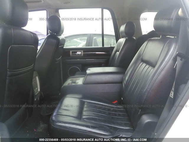 5LMFU28R93LJ41870 - 2003 LINCOLN NAVIGATOR WHITE photo 8