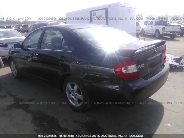 JTDBF32K920005384 - 2002 TOYOTA CAMRY LE/XLE/SE PURPLE photo 3