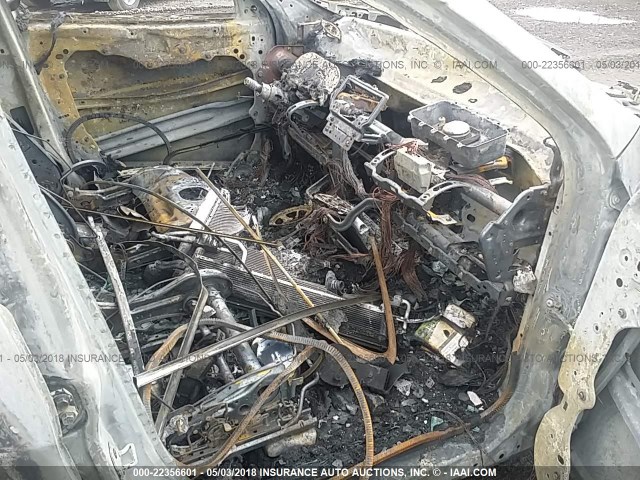 1C4PJMCS4FW651119 - 2015 JEEP CHEROKEE LATITUDE Ağ foto 5