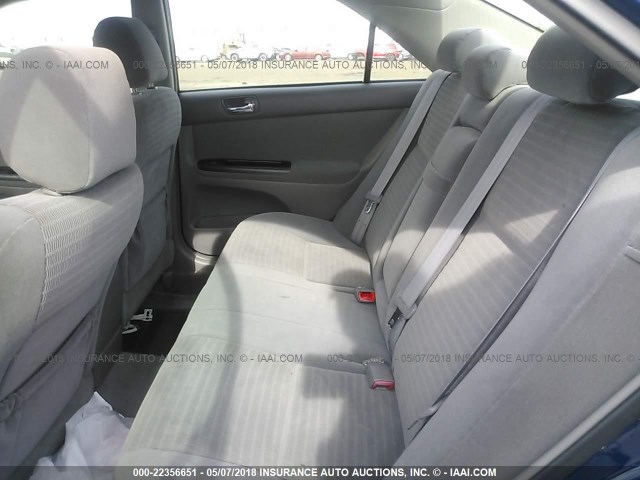 4T1BE32KX5U083958 - 2005 TOYOTA CAMRY LE/XLE/SE BLUE photo 8