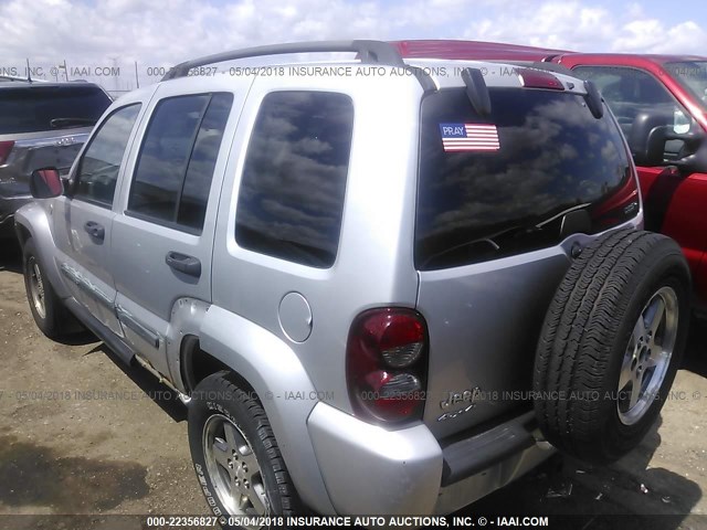 1J4GL38KX5W644567 - 2005 JEEP LIBERTY RENEGADE SILVER photo 3