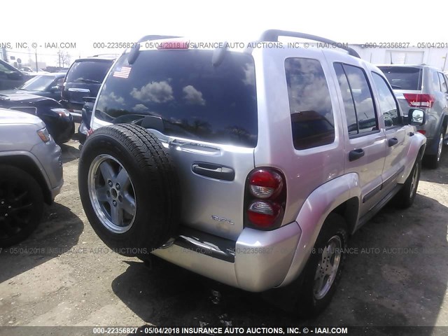 1J4GL38KX5W644567 - 2005 JEEP LIBERTY RENEGADE SILVER photo 4