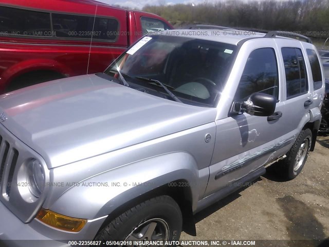 1J4GL38KX5W644567 - 2005 JEEP LIBERTY RENEGADE SILVER photo 6