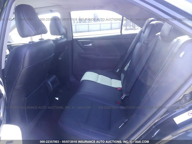 4T1BF1FK1GU145732 - 2016 TOYOTA CAMRY LE/XLE/SE/XSE BLACK photo 8